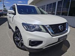 2017 Nissan Pathfinder Ti