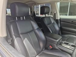 2017 Nissan Pathfinder Ti