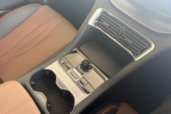 2025 BYD SEALION 6 Essential