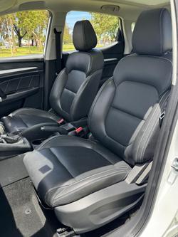 2019 MG ZS Essence AZS1 MY19 Dover White