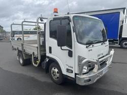 2017 Isuzu Npr 45 155