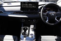 2025 Mitsubishi Outlander Aspire