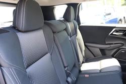 2025 Mitsubishi Outlander LS