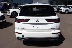 2025 Mitsubishi Outlander Exceed