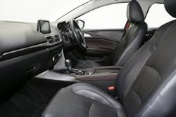 2017 Mazda 3 SP25 GT