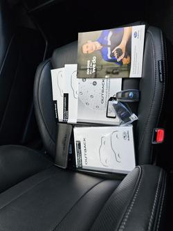 2023 Subaru Outback AWD Touring XT