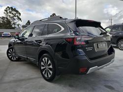 2023 Subaru Outback AWD Touring XT