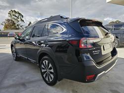 2023 Subaru Outback AWD Touring XT