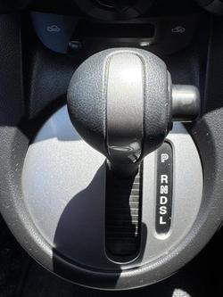 2013 Mazda 2 Neo DE Series 2 MY13 Spirited Green