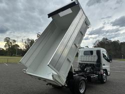 2024 Fuso Canter 615 Tipper White