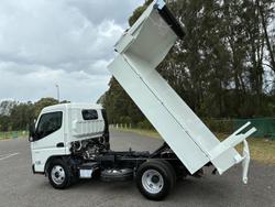 2024 Fuso Canter 615 Tipper White