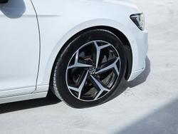 2021 Volkswagen Passat 140TSI Business