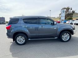2017 Isuzu MU-X LS-T
