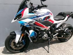 2025 BMW Motorrad M 1000 XR LIGHTWHITE UNI/M MOTORSPORT
