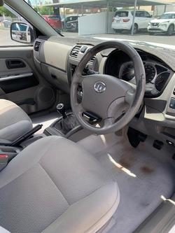 2013 Great Wall V200 K2 MY13 4X4 White