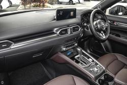 2025 Mazda CX-5 G25 Akera