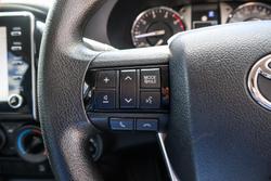 2023 Toyota Hilux SR