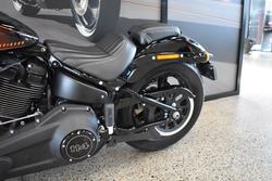 2022 Harley-davidson FXBBS STREET BOB (114) VIVID BLACK
