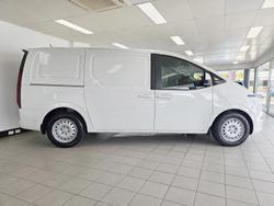 2023 Hyundai STARIA LOAD