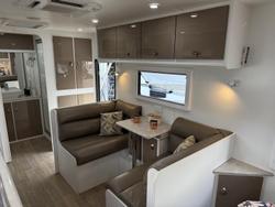 2018 Regent Discoverer