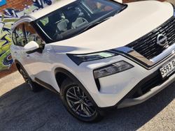 2023 Nissan X-TRAIL ST