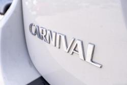 2017 Kia Carnival SLi