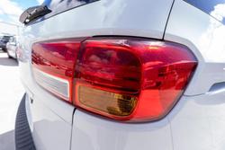 2017 Kia Carnival SLi