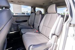 2017 Kia Carnival SLi