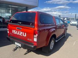 2017 Isuzu D-MAX LS-M