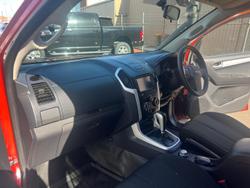 2017 Isuzu D-MAX LS-M