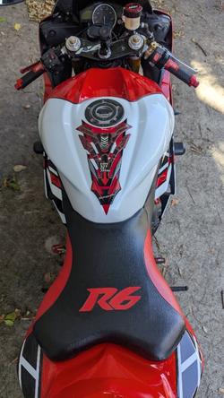 2006 Yamaha YZF-R6 Red