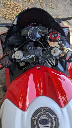 2006 Yamaha YZF-R6 Red