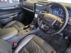 2024 Ford Everest Platinum