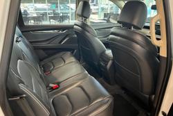 2022 LDV D90 Executive