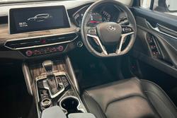 2022 LDV D90 Executive