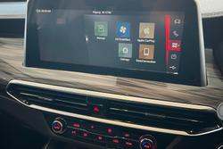 2022 LDV D90 Executive