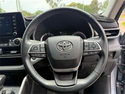 2022 Toyota Kluger GX