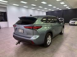 2022 Toyota Kluger GX