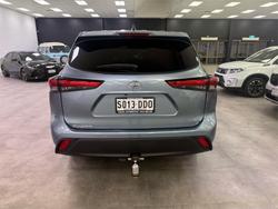 2022 Toyota Kluger GX