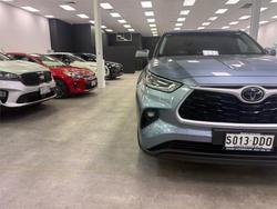 2022 Toyota Kluger GX