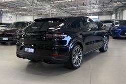 2022 Porsche Cayenne Platinum Edition