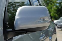 2017 Toyota Landcruiser Prado Kakadu GDJ150R 4X4 Dual Range Silver Pearl