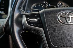 2017 Toyota Landcruiser Prado Kakadu GDJ150R 4X4 Dual Range Silver Pearl