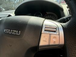 2020 Isuzu MU-X LS-T