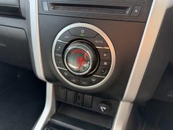 2020 Isuzu MU-X LS-T