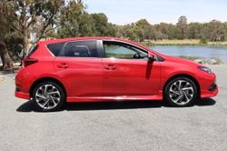 2017 Toyota Corolla ZR