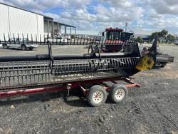 2002 MacDon 9352 Turbo Sp Swather & Macdon 972 25' Front