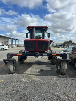 2002 MacDon 9352 Turbo Sp Swather & Macdon 972 25' Front