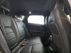 2019 Jaguar F-PACE 25t R-Sport