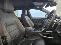 2019 Jaguar F-PACE 25t R-Sport